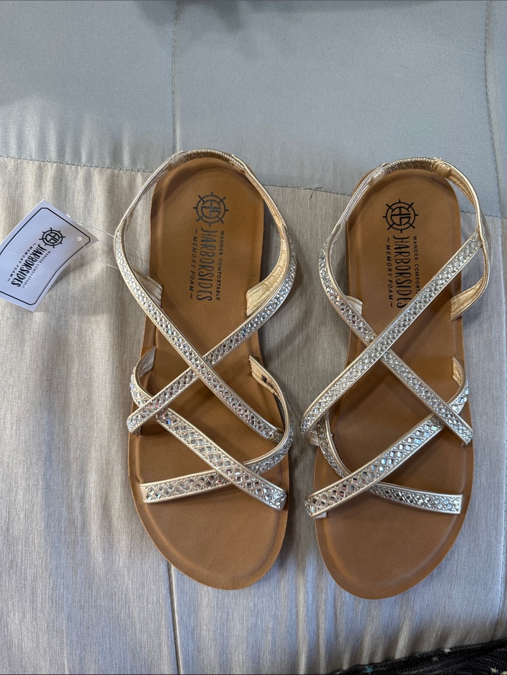 HarborSoles Women's Silver Crisscross Sandals Size 10